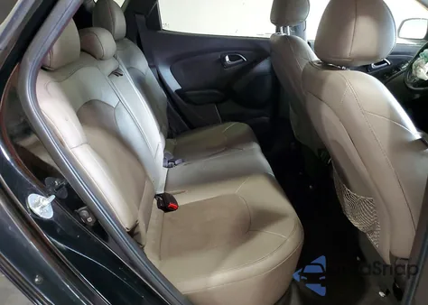 2015 Hyundai Tucson Limited z USA, uszkodzony, nr VIN KM8JUCAG2FU112804